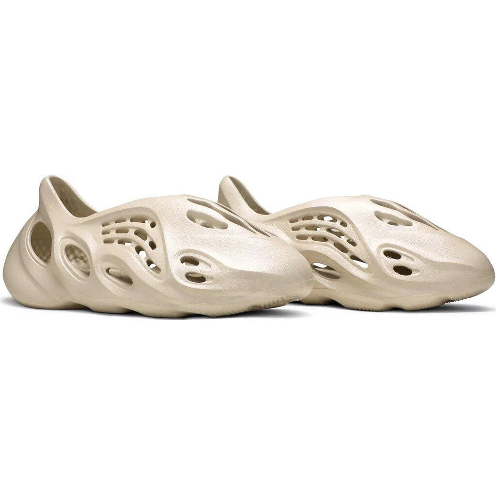 Adidas Yeezy Foam Runner &#39;Sand&#39; M