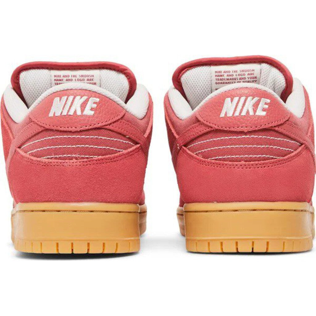 Nike Dunk Low SB &#39;Adobe&#39; M