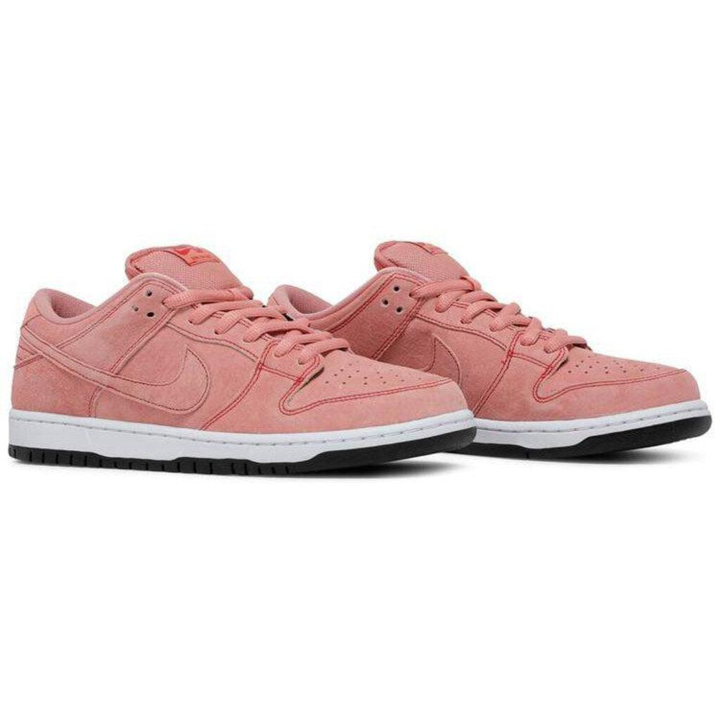 Nike Dunk Low SB &#39;Pink Pig&#39; M