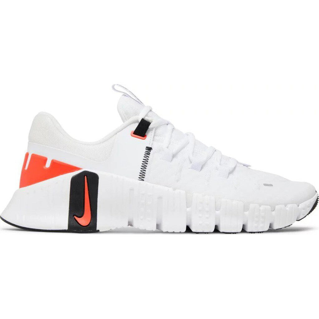 Nike Free Metcon 5 &#39;White Bright Crimson&#39; M