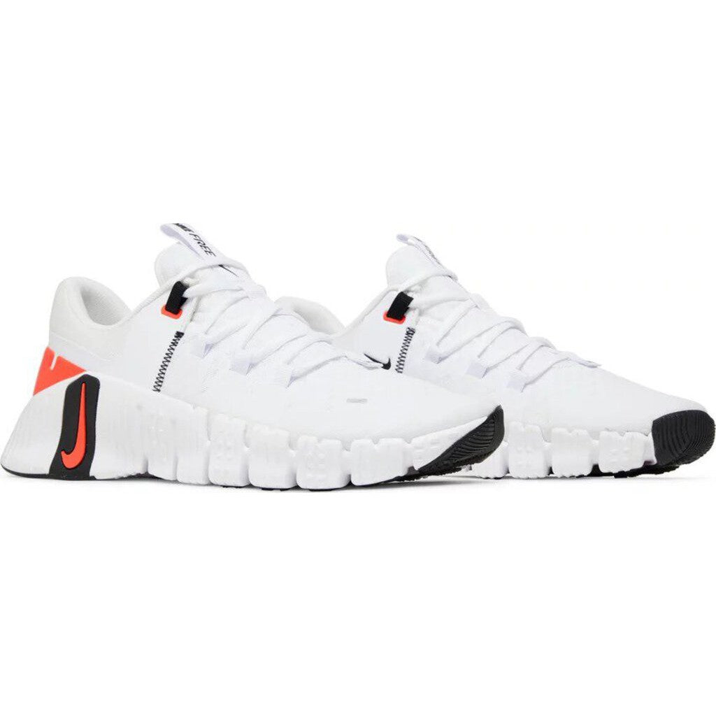 Nike Free Metcon 5 &#39;White Bright Crimson&#39; M