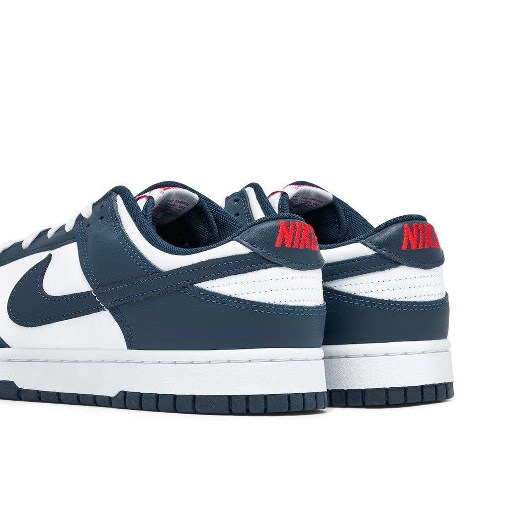 Nike Dunk Low 'Valerian Blue' M | Waves Never Die | Nike | SNEAKERS